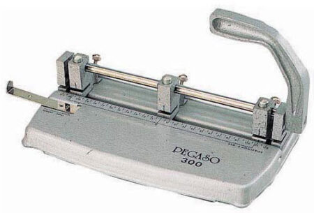 Perforadora Pegaso 300 Triple Color Gris. Ajustable Regleta P/30 Hojas