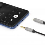 Extension De Cable Auxiliar De Audio Estereo 3.5 Mm, Manhattan 356053 5 Mts, Color Negro/Plata