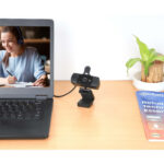 Webcam Manhattan 462556 2Mp/1920X1080 Pixeles/Full HD/USB 2.0/Rotacion 360°/Microfono Integrado/Hasta 30 Fps/Cable USB-A De 1.5M
