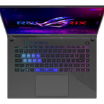 LAPTOP ASUS STRIX G16 16"/AMD RYZEN 9-9955HX/16GB RAM/1TB SSD/HDMI/DP/NVIDIA GEFORCE RTX 5060/WINDOWS 11 HOME/COLOR GRIS RGB/90NR0L17-M00010