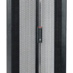 Gabinete Netshelter Apc Ar3100 Sx 42U 600Mm Ancho X 1070Mm Profundidad C/Paneles Laterales, Negro