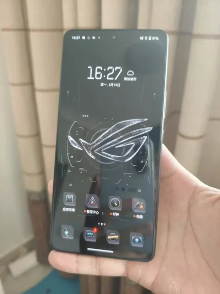 SMARTPHONE ASUS ROG PHONE 9 6.78″/12GB/256GB/GAMER/CON GATILLOS/DUAL SIM/ANDROID 15/COLOR NEGRO