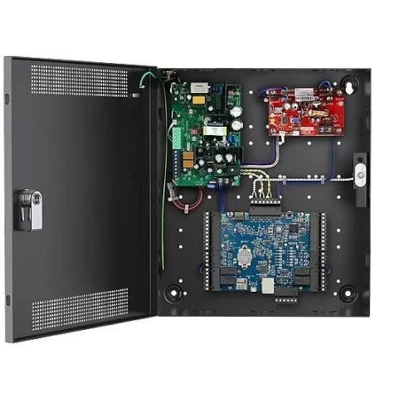 Control De Acceso Para 2 Puertas Alarm.com Adc-AC-X1100-2Pse 4 Salidas De Rele/4 Entradas Programables/2 Entradas De Lector Dedicadas