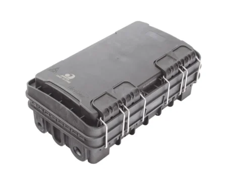 Caja De Distribucion De Fibra Optica Para 24 Empalmes Fiberhome Con 8 Acopladores Sc/Apc Simplex/Exterior IP65/Color Negro/Fdp-420E-8