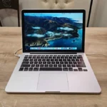 Apple MacBook Pro Computadora portátil 33.8 cm (13.3″) Intel® Core™ i5 16 GB LPDDR4x-SDRAM 1 TB SSD Wi-Fi 5 (802.11ac) macOS Catalina Gris