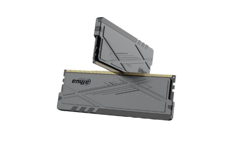 Memoria DDR4 8Gb 3200Mhz Dahua Dhi-Ddr-C600Uhd8G32 (1X8Gb)/Color Negro/Cl22/Disipador De Calor