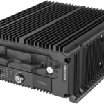 Dvr Hibrido Movil 4 Canales Turbo Hikvision Ae-Mh0408(RJ45)/1080P/8 Canales IP/Soporta 4G/WiFi/Gps/Sensor G/Soporta 2 Memorias SD/Alarmas I/O/Salida De Video