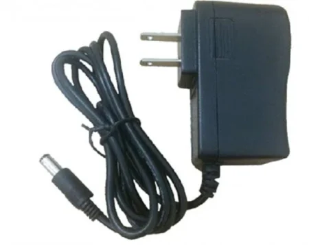 Fuente De Poder Saxxon Psu0502E Entrada 100 – 240V, Salida 5V, 2A, Para Camara Cctv