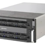 SERVIDOR NAS HIKVISION DS-AT1000S/160 16 BAHIAS, 8 DISCOS DUROS DE 20TB, SOPORTA 180 CANALES, 4 TARJETAS DE RED, CONTROLADOR SIMPLE, SATA III, NEGRO
