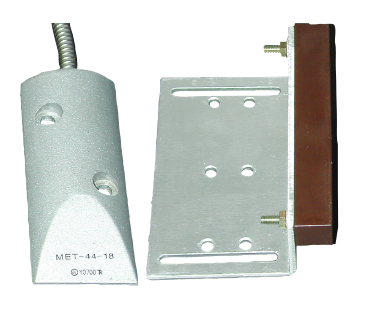 Contacto De Puerta Basculante Bosch Isn-Cmet-4418 Lazo Cerrado