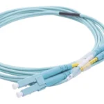 Jumper De Fibra Optica Multimodo Om3 50/125 Lc-Lc Ofnr (Riser) Linkedpro Color Aqua/2.0 Mm/Duplex/2 Mts/Lp-Fom3-Lclc-R02