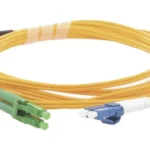Jumper De Fibra Optica Monomodo 9/125 Lc/Upc-Lc/Apc Linkedpro Color Amarillo, Ofnr (Riser), 2.0 Mm, Duplex, 3 Metros, Lp-Fo-Lcu-Lca-03
