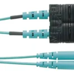 Jumper De Fibra Optica Multimodo Panduit Fz2Erlnsnsnm001/50/125 Om4/Lc-Sc Duplex/Ofnr/Color Aqua/1M