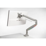 Brazo De Escritorio Para Monitor 13" - 32" Kensington K55470Ww, Hasta 9Kg, Gris/Plata