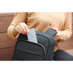 Maletin Para Notebook Eq 16" Kensington K60392Ww /Poliester Reciclado/Bolsillos Laterales/Color Negro