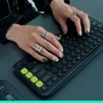 ##TECLADO INALAMBRICO LOGITECH POP KEYS BLUETOOTH NIEBLA, 920-011518 (OPENBOX)