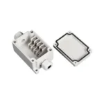Caja De Conexion Exterior Precision Con Conexion Lateral Para 4 Lineas (Doble Tornillo) Incluye Glandulas, Pst-Tj-4P