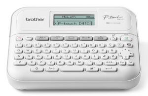 ROTULADOR DE ETIQUETAS INALAMBRICO BROTHER PTD410 USB/INCLUYE ADAPTADOR DE CORRIENTE