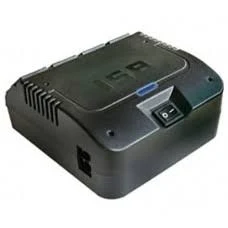 Regulador Electronico Sola Basic Slimvotl/700W/1300Va/4 Contactos/Color Negro