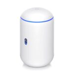 ROUTER INALAMBRICO UBIQUITI UDR 2.4-5GHZ/BANDA DUAL/4 PUERTOS LAN 2 CON SALIDA POE/MU-MIMO/WI-FI 6/1 ANTENA INTERNA 4.3DBI/BLANCO