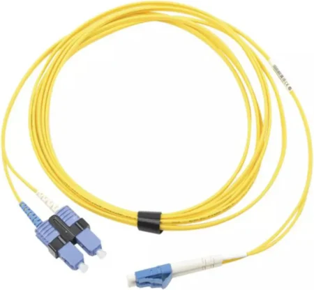 Jumper De Fibra Optica Monomodo (Os2), Xglo, Lc/Upc-Sc/Upc Duplex, Siemon Ofnr, Color Amarillo, 7 Metros, Fj2-Lcuscul-07