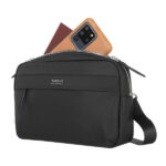 Bolsa De Nylon Newport Crossbody Pouch Targus Txz026Gl Color Negro