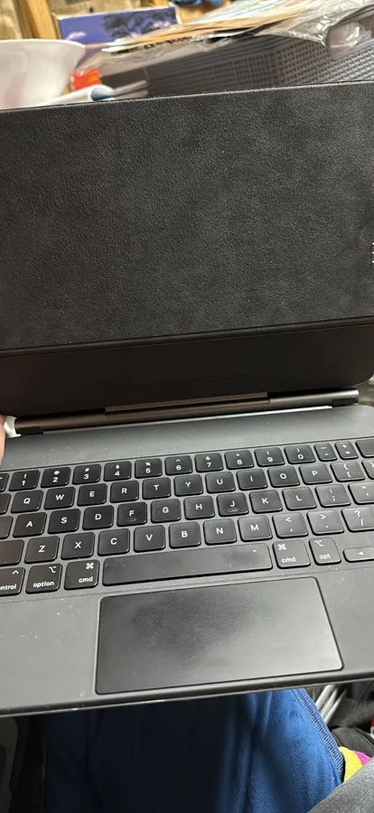 Apple MXNK2E/A teclado para dispositivos móviles Negro QWERTY Español