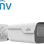 Camara IP Bullet Unv (Uniview) Lighthunter 5Mpx/Lente2.8Mm/IP67/Ir 40M/Microfono Integrado/Conteo De Personas/Deteccion De Rostro/Ipc2125Sb-Adf28Km-I0