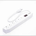 Barra Multicontacto Surtek Sys-136221 Con Supresor De Picos 450J/Voltaje De Entrada 127Vca Nema 5-15P/Con 6 Salidas Nema 5-15R/Color Blanco