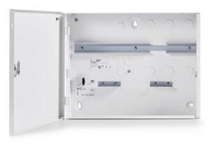 CAJA PARA CONTROLADOR DE PUERTAS BOSCH AEC-AMC2-UL01 CON 1 RIEL/PARA DISPOSITIVO AMC2
