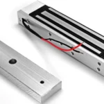 Paquete De Contrachapa Magnetica Zkteco Lm1805 - Lmb120Zl/120Kg/Voltaje De 12Vdc/Incluye Soporte Zl Para Su Instalacion/Compatible Para Puertas De Madera Y Metal