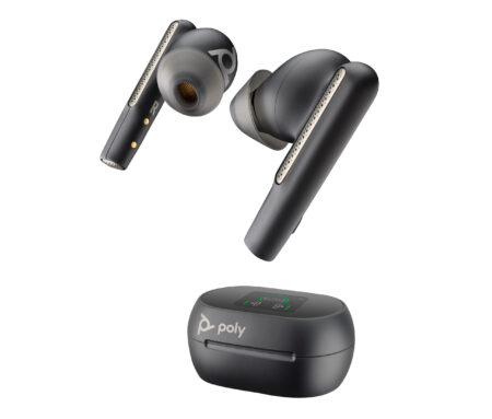 HP Poly Audífonos Poly Voyager Free 60+ Uc M, Negro Carbón + Adaptador Bt700 USB-C + Estuche De Carga Con Pantalla Táctil