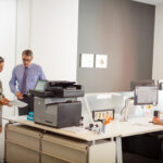 HP Color Laserjet Enterprise Flow Laserjet Enterprise Flow M880Z Multifunction Color Impresora, Ethernet Solamente; Copiadora, Escáner