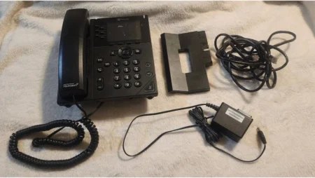 Telefono Alambrico Polycom Modelo/3.5″/LCD/Vvx 350/6 Lineas/Altavoz/Negro/89B68Aa