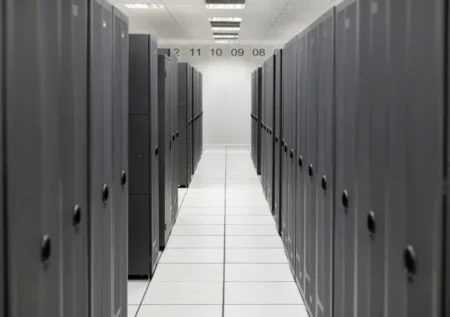 Hpe Mr408I-O Gen11 X8 Lanes 4Gb Cache Ocp Spdm Storage Controller