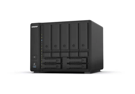 Servidor NAS Qnap Ts-932Px-4G-Us De 9 Bahias/4Gb RAM/Procesador Anapurnalabs/1.7Ghz/2 Puertos 2.5Gbe/2 Puertos Sfp Plus 10Giga/No Incluye Discos Duros