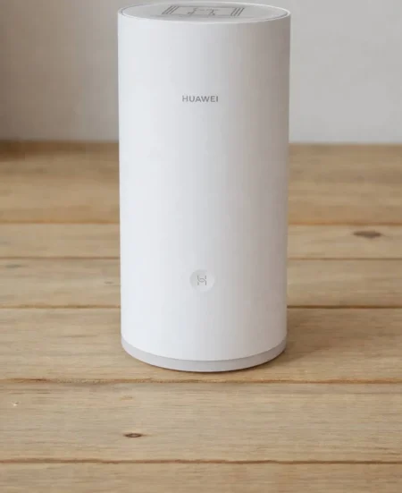Router Inalambrico Huawei 53030Cde/2.4Ghz/Doble Banda/4 Puertos WAN/LAN De 10/100/1000Mbps/Compatibles Con Autoadaptacion/Wi-Fi Ax1/1200Mbps/12V Cc 1A/Blanco
