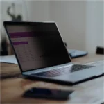 Filtro De Privacidad Tactil 16:10 Para Laptop De 15.6In
