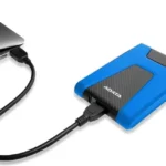 D. Duro Externo USB 3.2 1Tb Adata Ahd700P-1Tu31-Cbl/2.5"/Mac/Pc/Azul