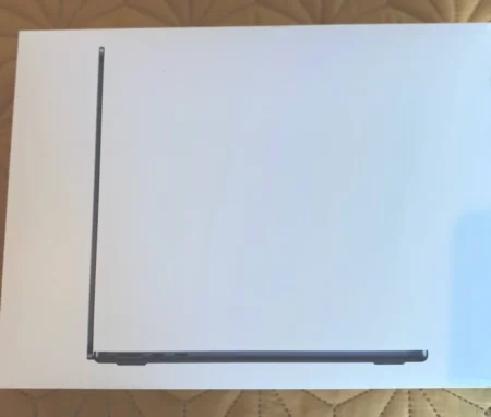 Apple Macbook Air Apple M M3 Computadora Portátil 38.9 Cm (15.3″) 16 Gb 512 Gb SSD Wi-Fi 6E (802.11Ax) Macos Sonoma Plata (Precio Limitado A Stock)